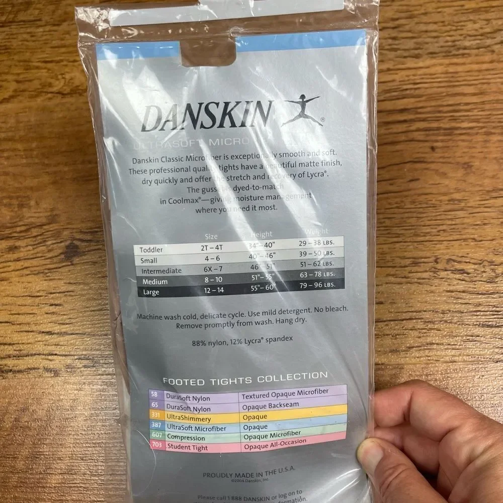 Danskin Girls Footed Tights Style 387 Size INT 6x-7 Tan New